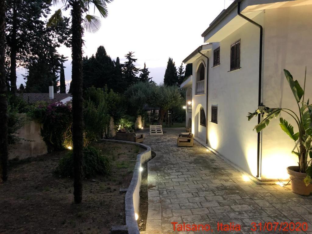 Relais Villa Lama Boutique Hotel Таранто Екстериор снимка