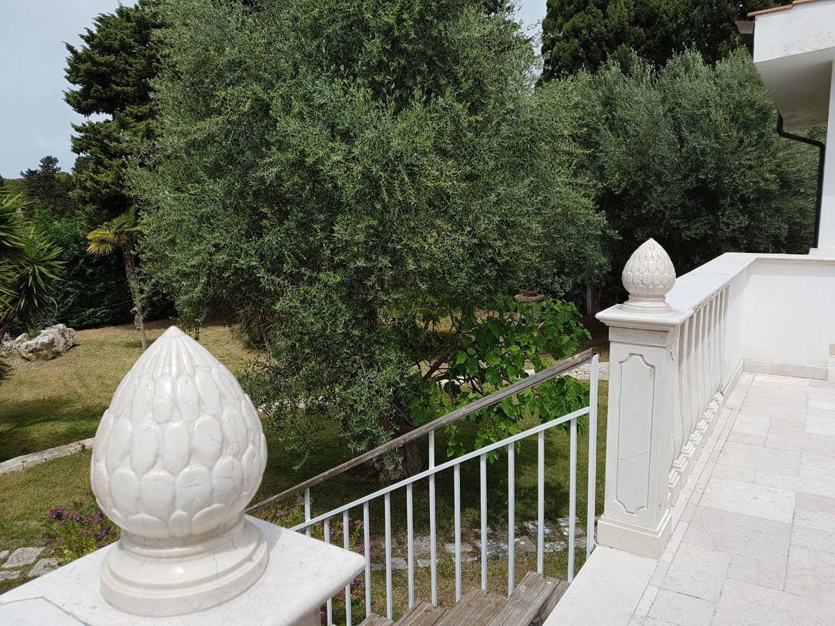 Relais Villa Lama Boutique Hotel Таранто Екстериор снимка