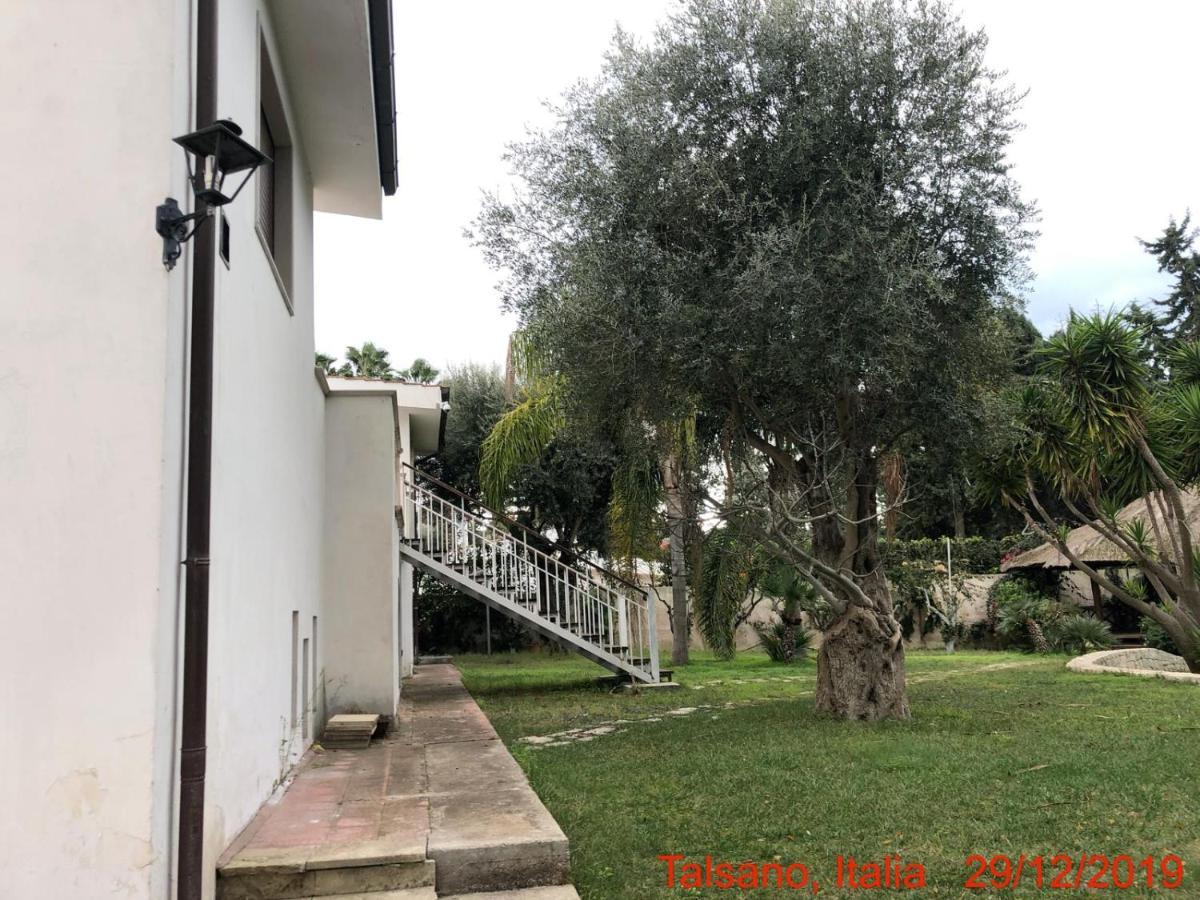 Relais Villa Lama Boutique Hotel Таранто Екстериор снимка